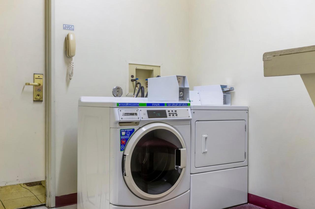 Quality Inn & Suites Keokuk North Buitenkant foto
