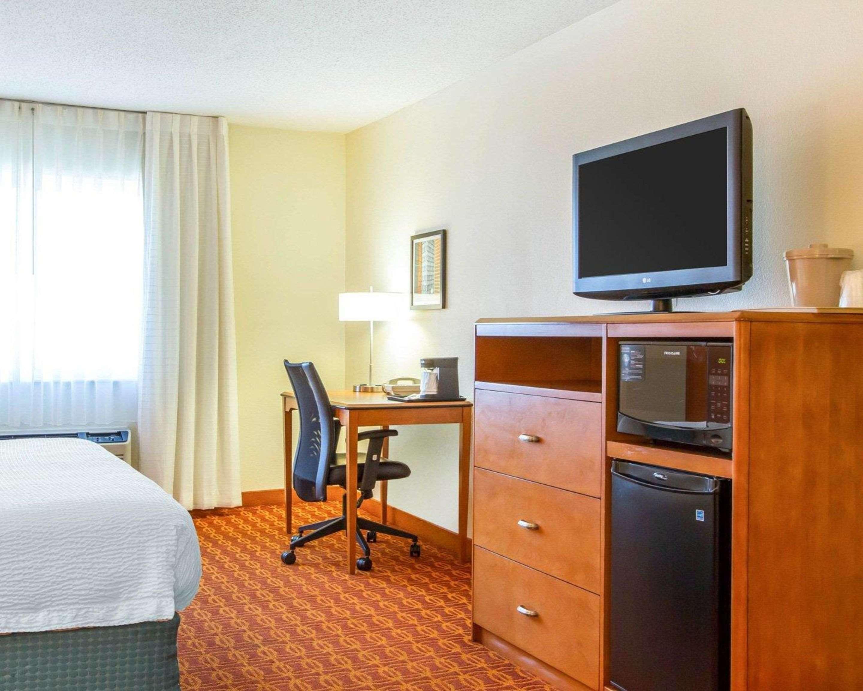 Quality Inn & Suites Keokuk North Buitenkant foto