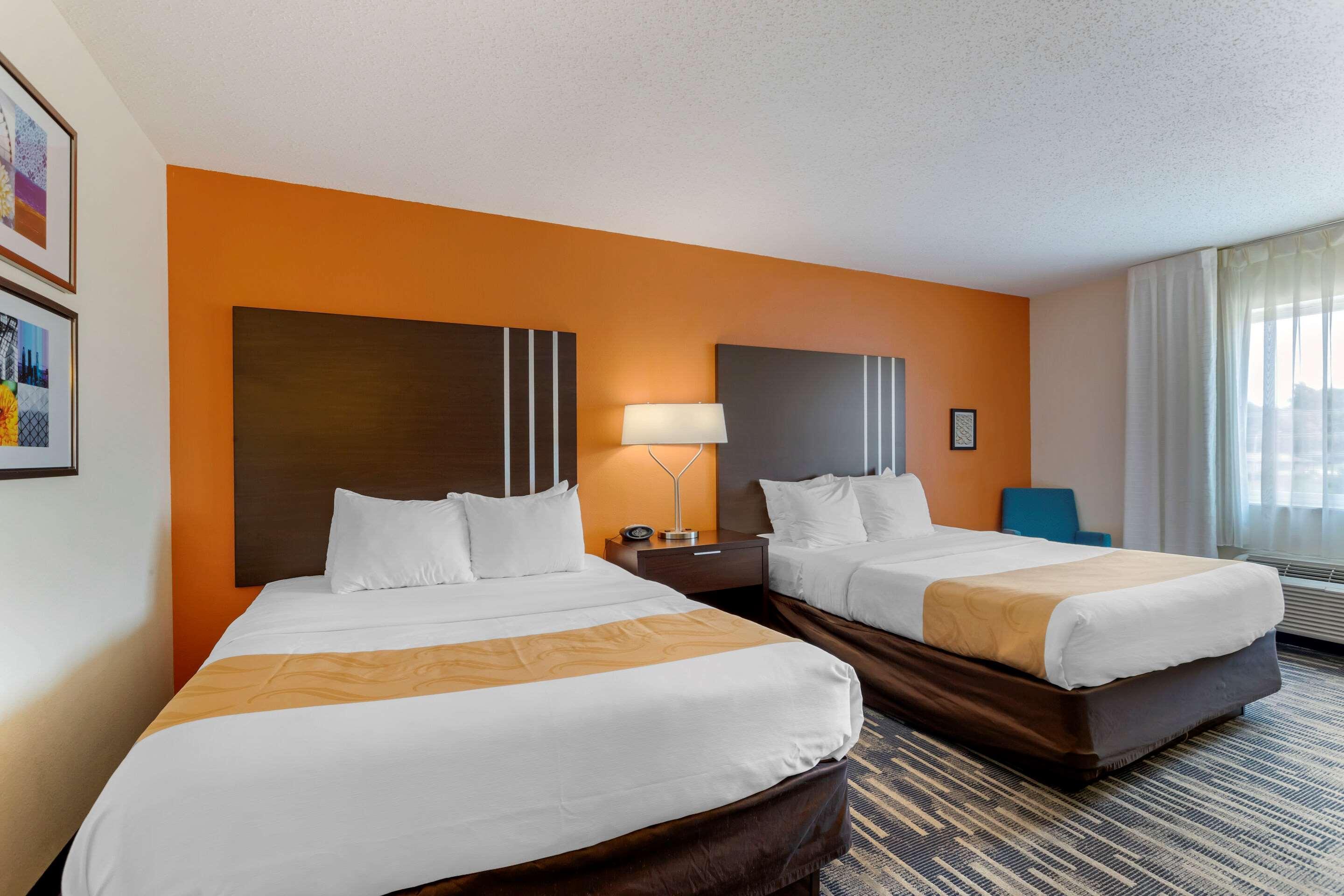 Quality Inn & Suites Keokuk North Buitenkant foto