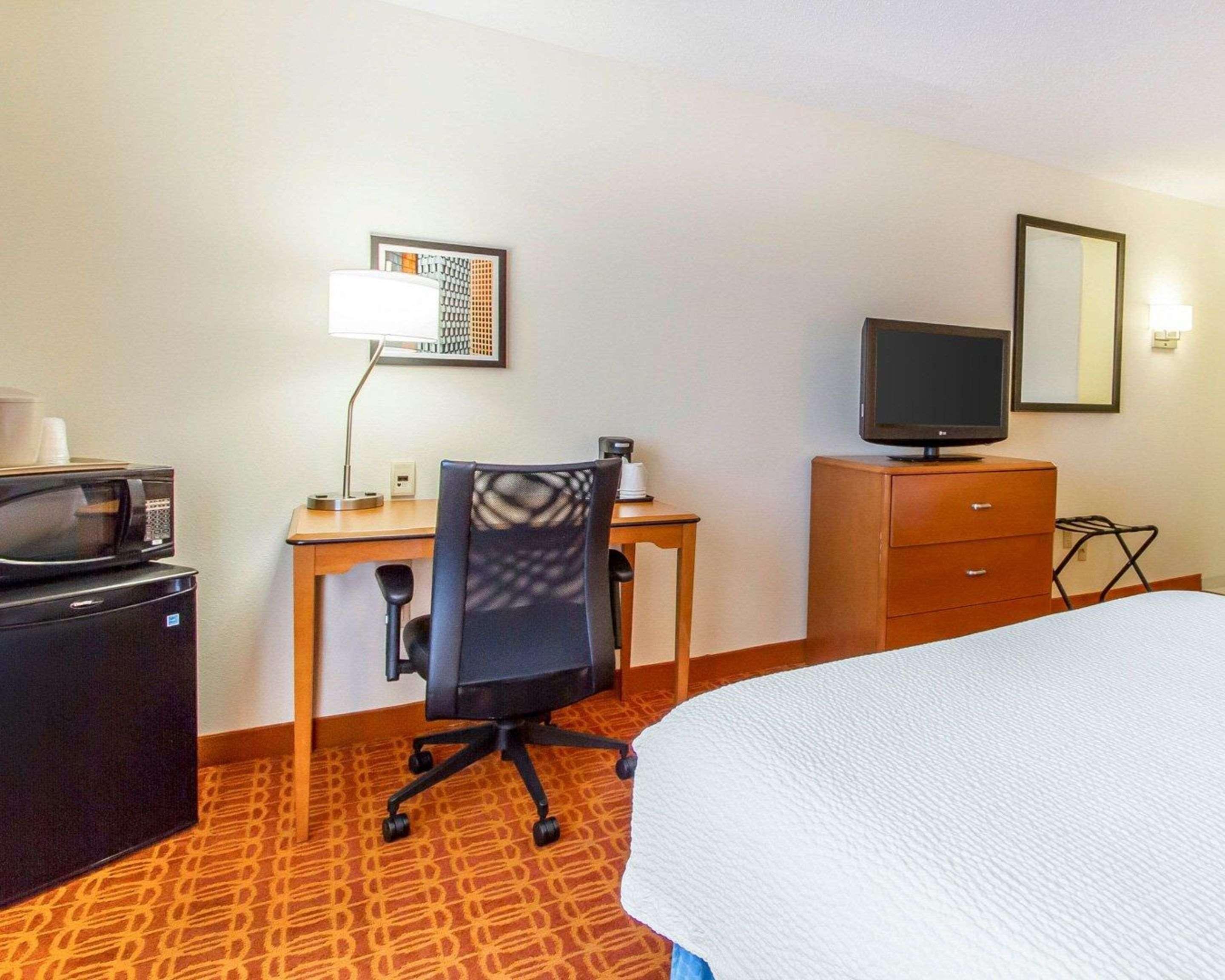 Quality Inn & Suites Keokuk North Buitenkant foto