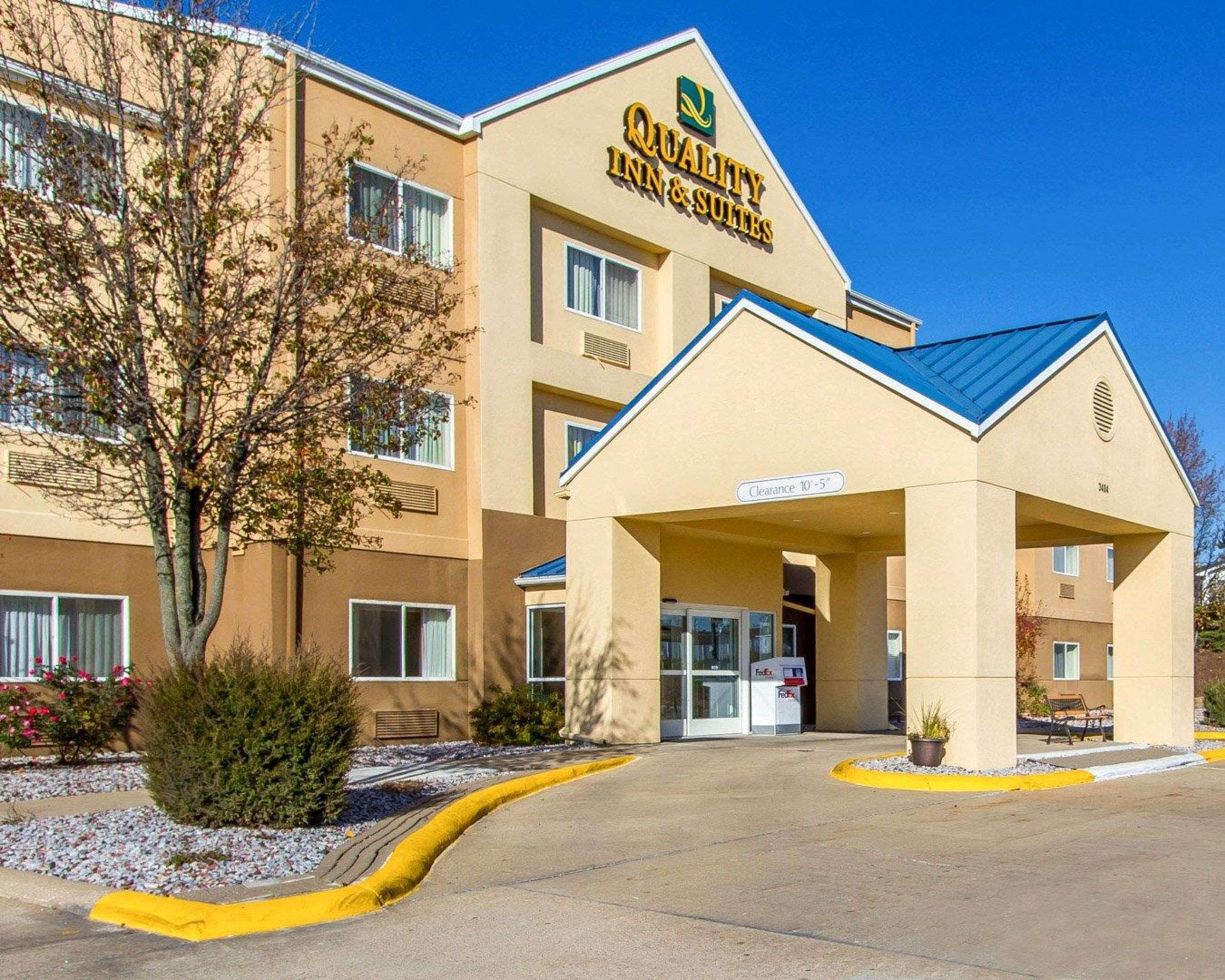 Quality Inn & Suites Keokuk North Buitenkant foto