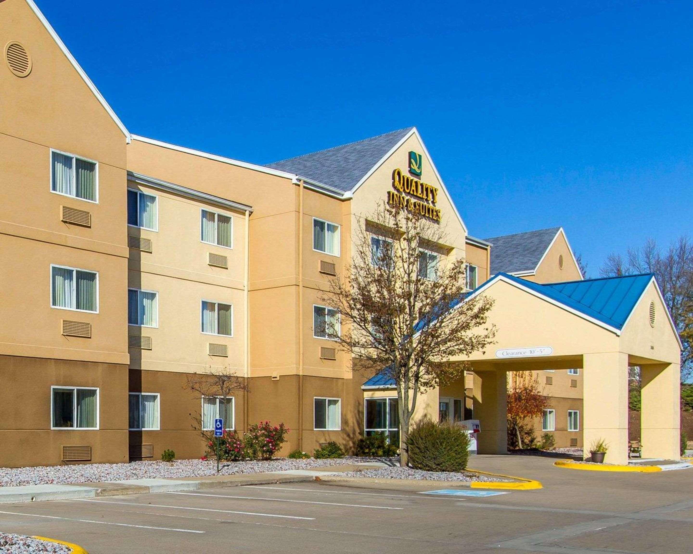Quality Inn & Suites Keokuk North Buitenkant foto